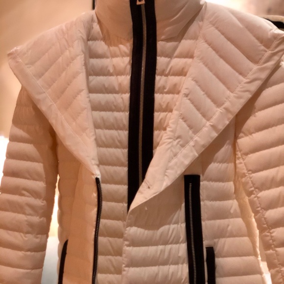 Lightweight Down Jacket - Picture 6 of 10